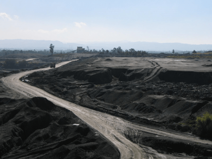 mineração - pátio